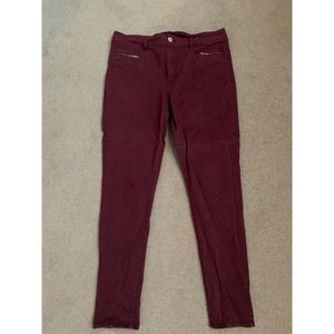 High waisted American Eagle burgundy jegging